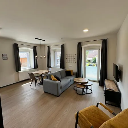Sunny Apartment *
